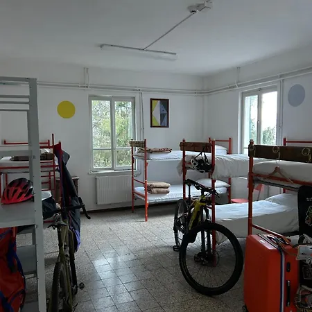 Tana Della Volpe Antey-Saint-André